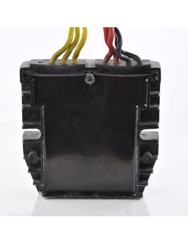 Régulateur Rectifieur Mosfet Triumph Speed Triple 1050 OEM T1300535 T1300560 